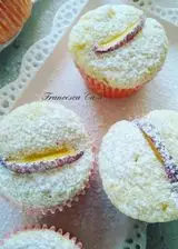 Ricetta Muffin con pesca noce e yogurt bianco greco