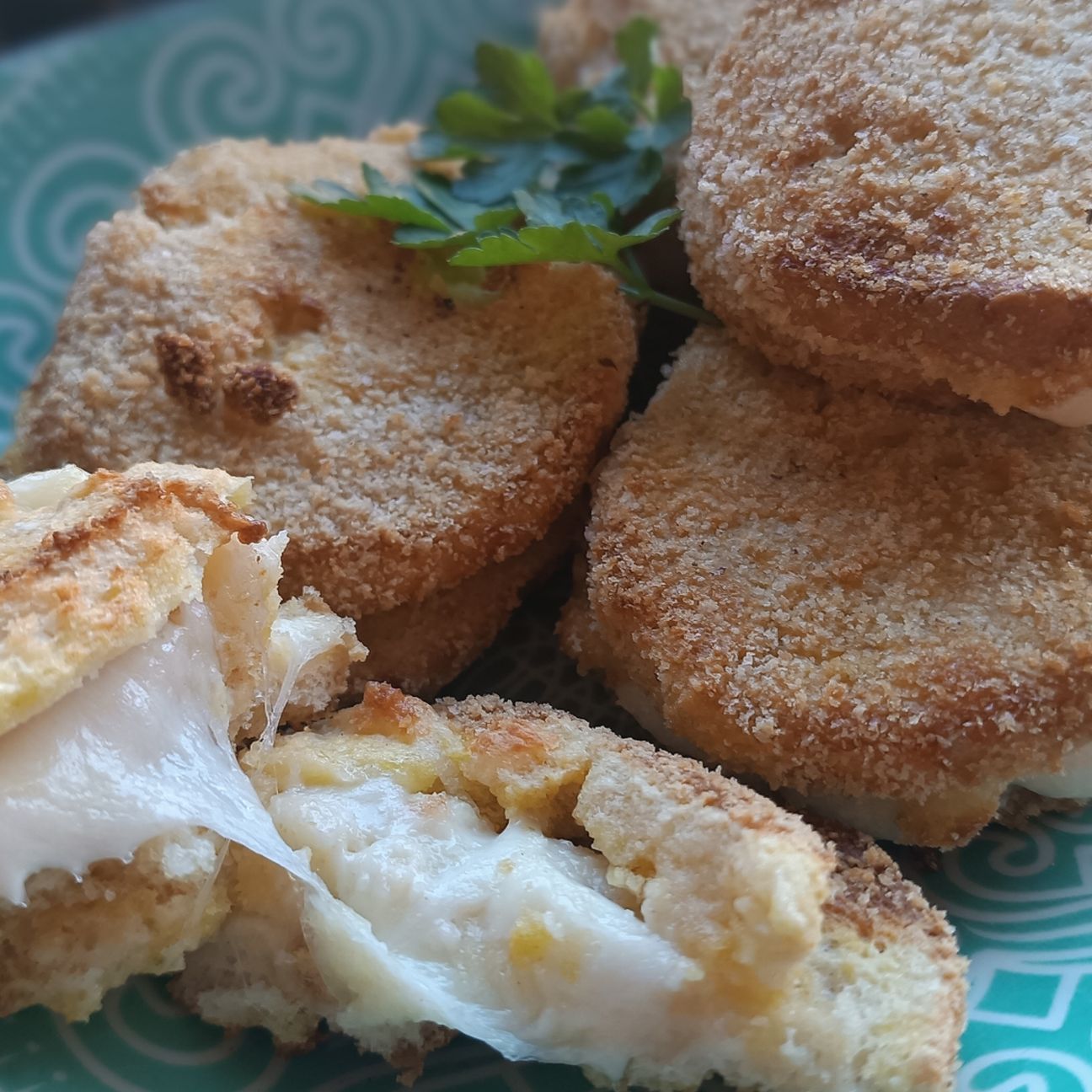 Mozzarella in carrozza in friggitrice ad aria