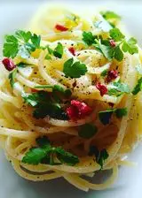 Ricetta Spaghetti aglio, olio e peperoncino