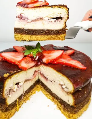 Ricetta Newyork-Cheesecake Senza Zucchero Fragola🍓 e Cocco🥥 di Justfitfood_