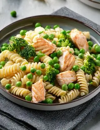 Ricetta Fusilli con orata, piselli e broccoli di giada_lombardini