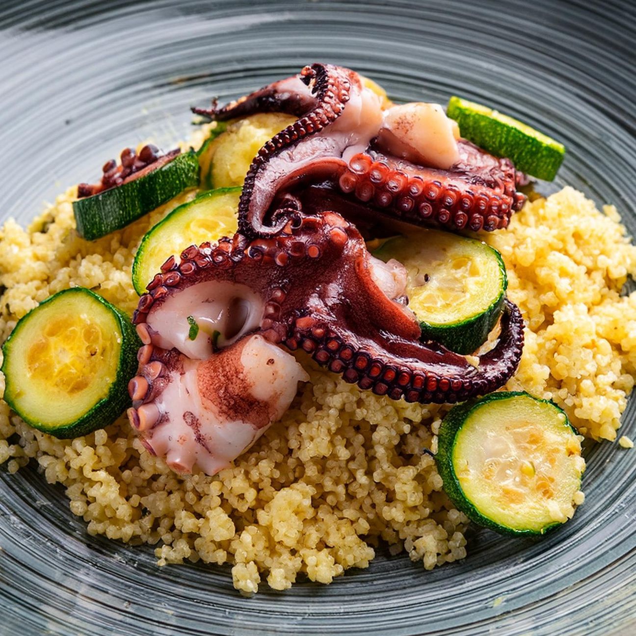 Couscous con polpo e zucchine