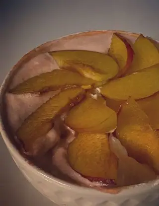 Ricetta Coppa di yogurt frozen e pesche di Homemadeinnaples