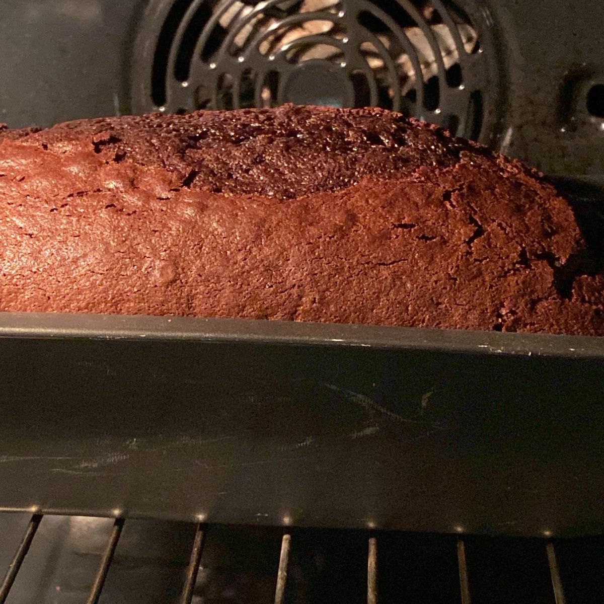 Plum-cake al cioccolato e arancia