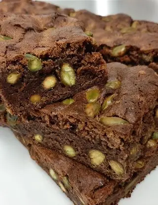 Ricetta Brownie cioccolato al latte e pistacchi di dana1