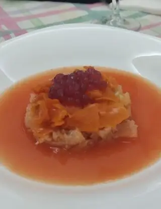 Ricetta Succo di Anguria e cipolla con il suo velo,tartare di salmone di ugomanugab