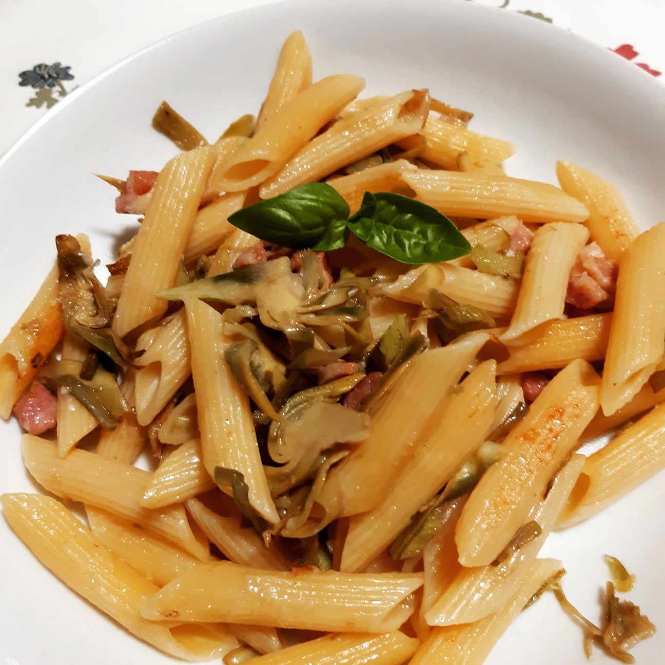 Penne carciofo Moretto e pancetta