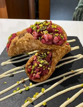 Ricetta Cannolo di tartare su maionese all'acciuga di Troppo_buono_gourmet