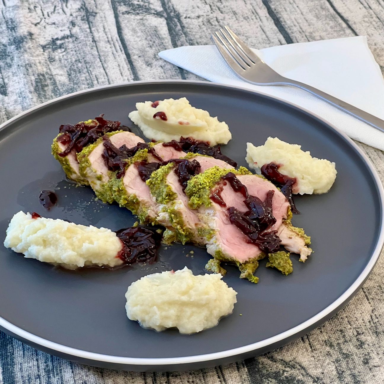 Filetto di Maiale in salsa di ciliegie