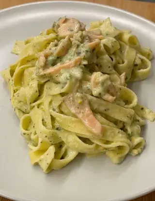 Ricetta Tagliatelle cremose alle Zucchine e Robiola con Salmone di unamicoincucina