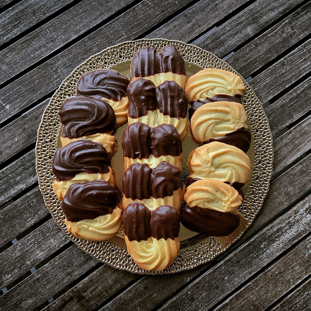 Biscotti di frolla montata