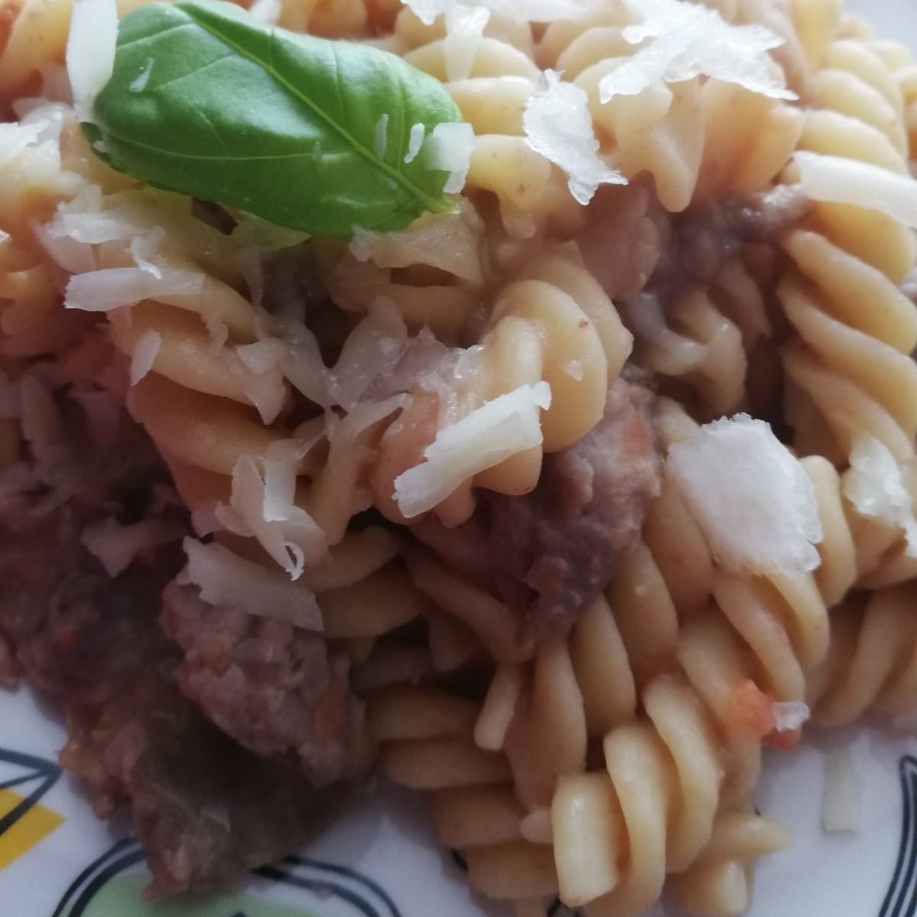 Fusilli con Crema di fagioli e salsiccia di nnoglia noglia