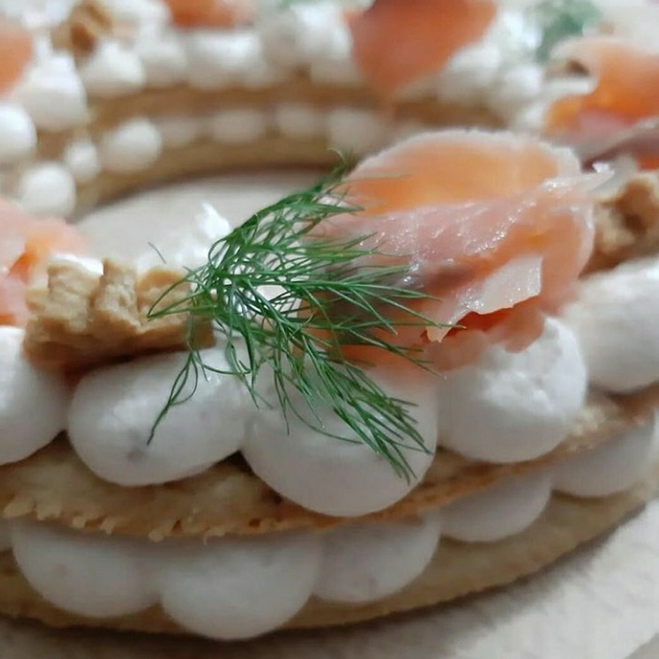 Cream tart salata con salmone