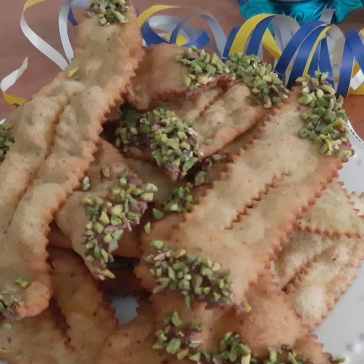 Chiacchiere al pistacchio