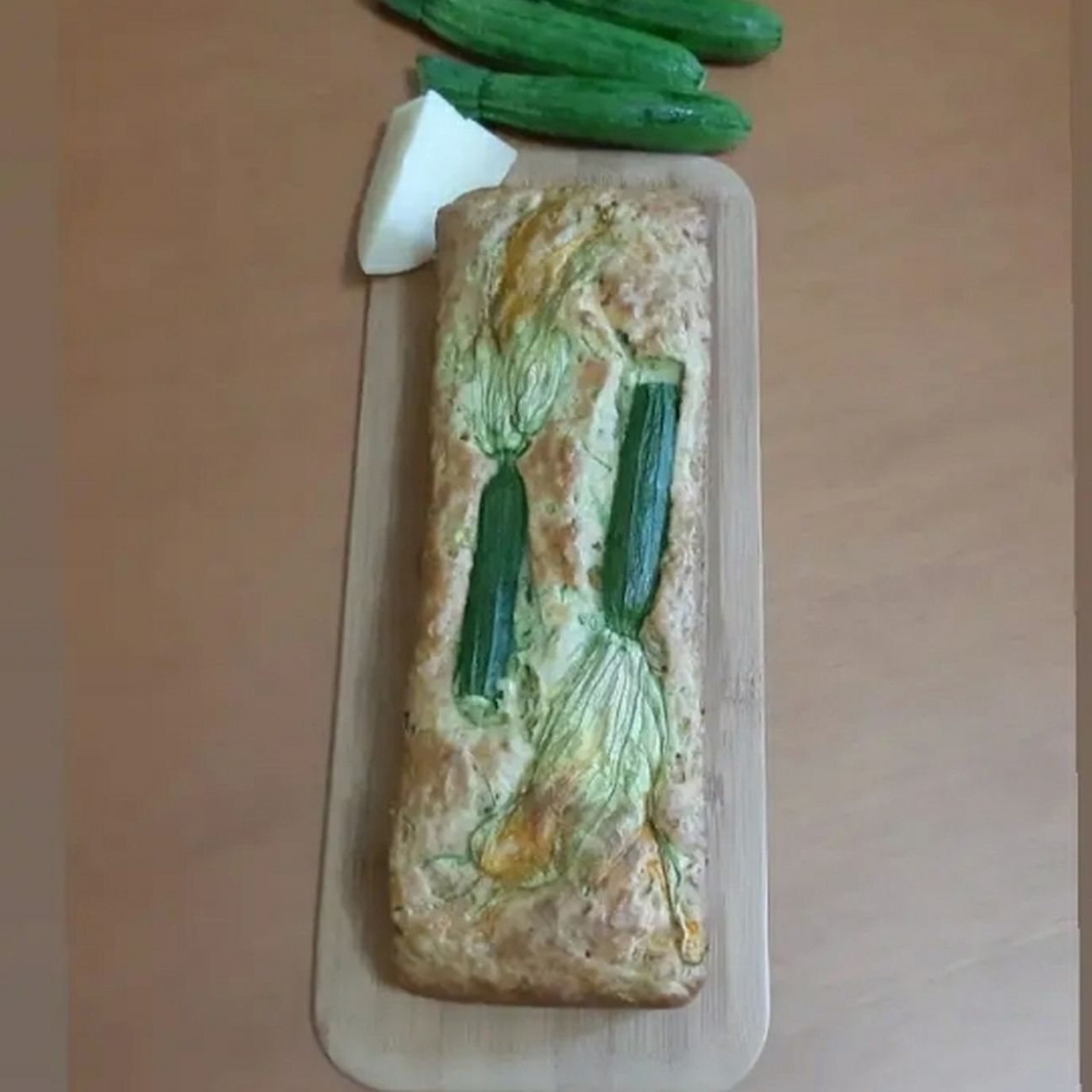 Plumcake salato con zucchine e scamorza