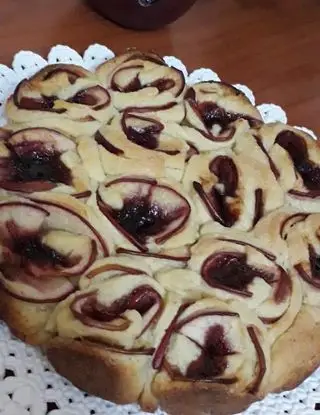 Ricetta Crostata con mele e confettura. di simoneantonella54