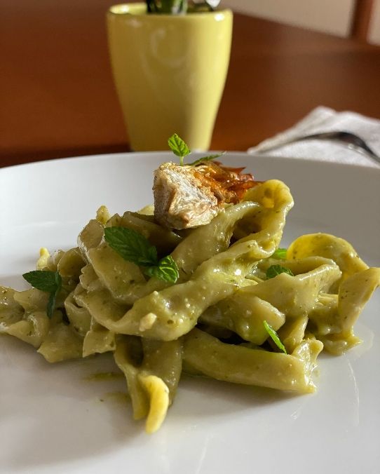 Tagliatelle gluten free con crema di carciofi e mentuccia