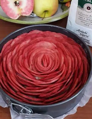 Ricetta Torta 7 vasetti con mele kissabel di simoneantonella54