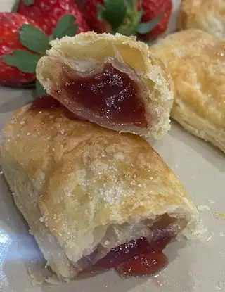 Ricetta Mini lingue di Procida con composta di fragole e cotte in friggitrice ad aria di simoneantonella54
