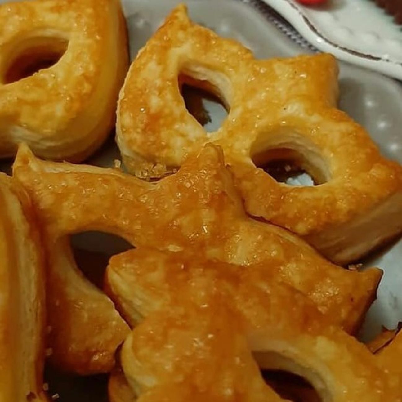 Mascherine di pasta sfoglia.