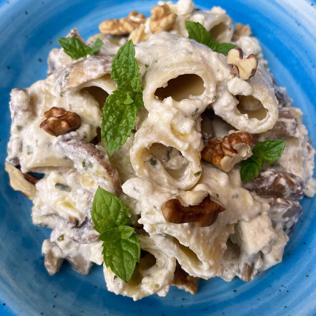 Funghi feta pasta