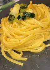 Ricetta Linguine zucchine e gamberi