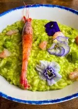 Ricetta Risotto con crema di zucchine e crudo di gamberi rossi