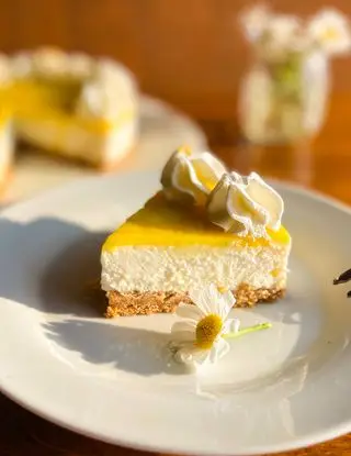 Ricetta Cheesecake al limone senza cottura con Lemon curd di lericettedicamilla