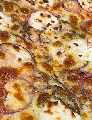 Ricetta Pizza con le cipolle di lericettediLo