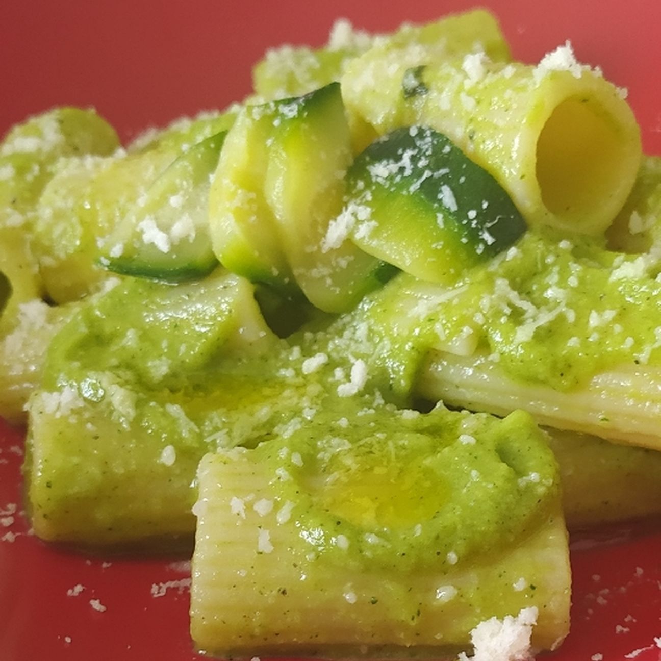 Rigatoni con crema di zucchine