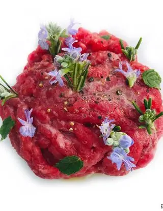 Ricetta Tartare di chianina con sale rosa dell’himalaya e pepe nero di FrancescaGlam