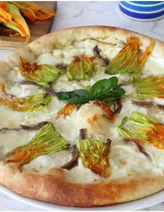 Ricetta Pizza con fiori di zucca di nennelluccia