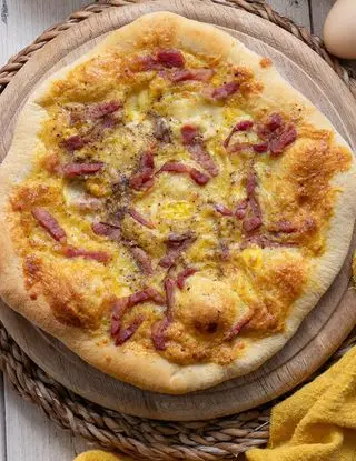 Ricetta Pizza Carbonara di nennelluccia