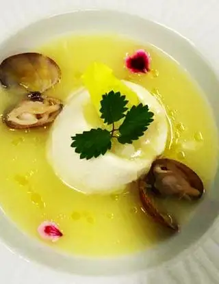 Ricetta Mozzarella ripiena di baccalà su guazzetto di patate e vongole di Mi_diletto_in_cucina