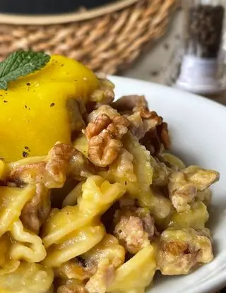 Ricetta ORECCHIETTE CON CREMA DI PATATE allo zafferano, salsiccia e noci di angelasurano80