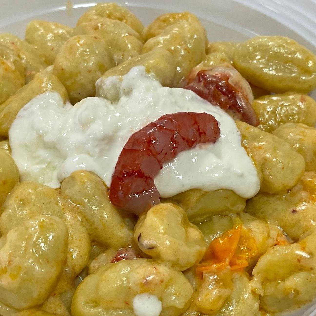 Gnocchi burrata e gambero rosso