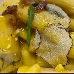 Ricetta Pancetta, uova,  asparagi, tartufo e parmigiano