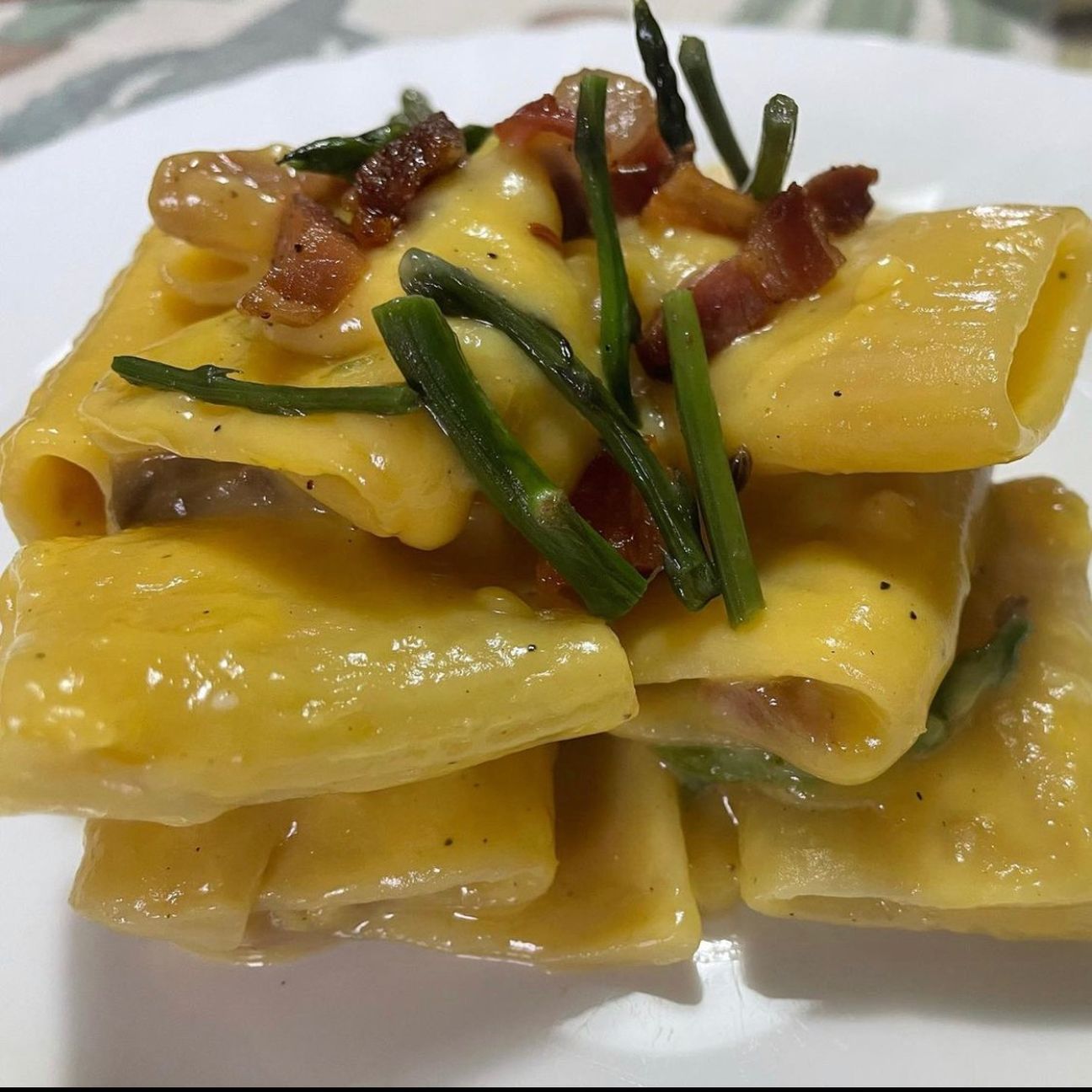 Carbonara con asparagi