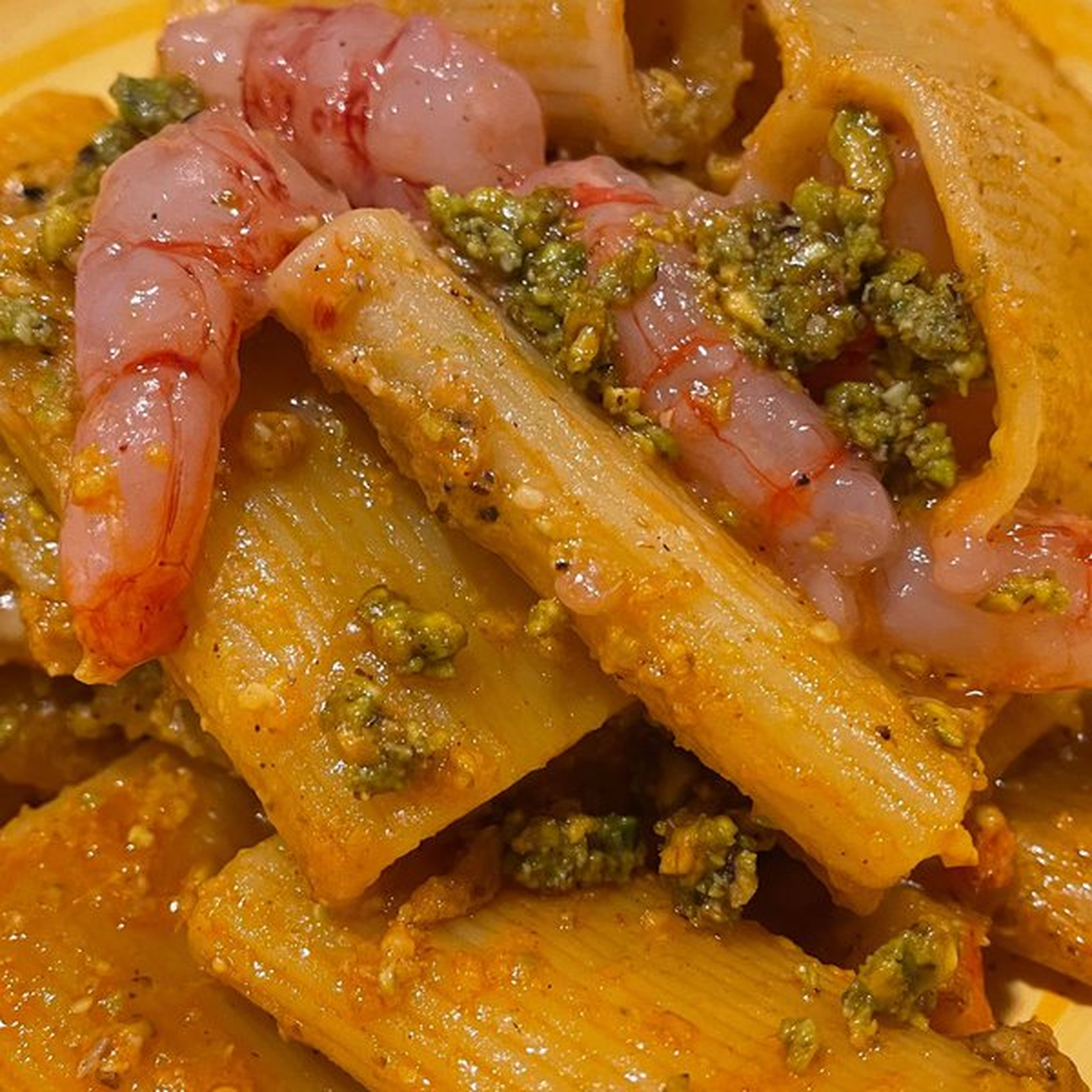Schiaffoni gamberi e pistacchi