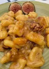 Ricetta Gnocchi gorgonzola noci e fichi