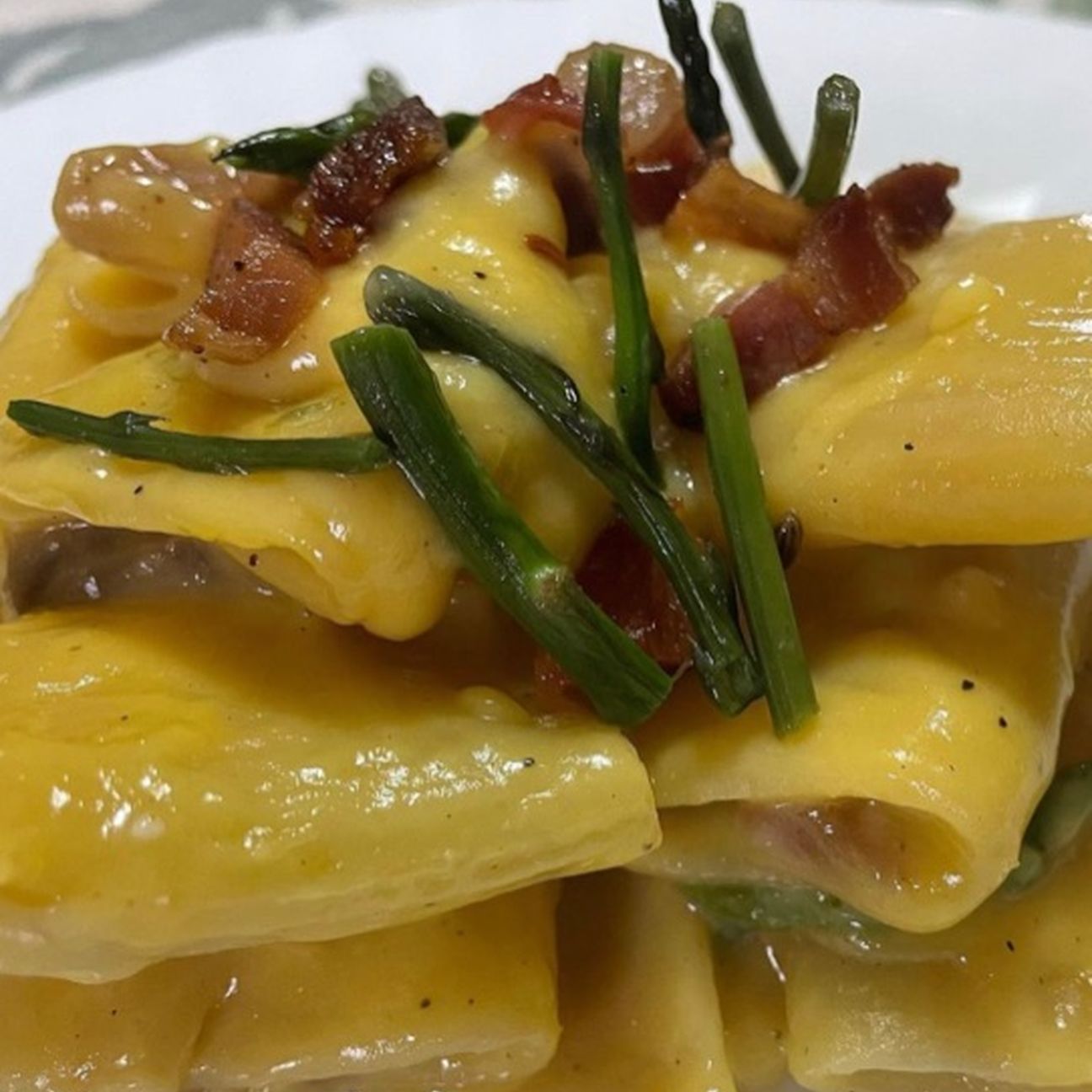 Carbonara con asparagi