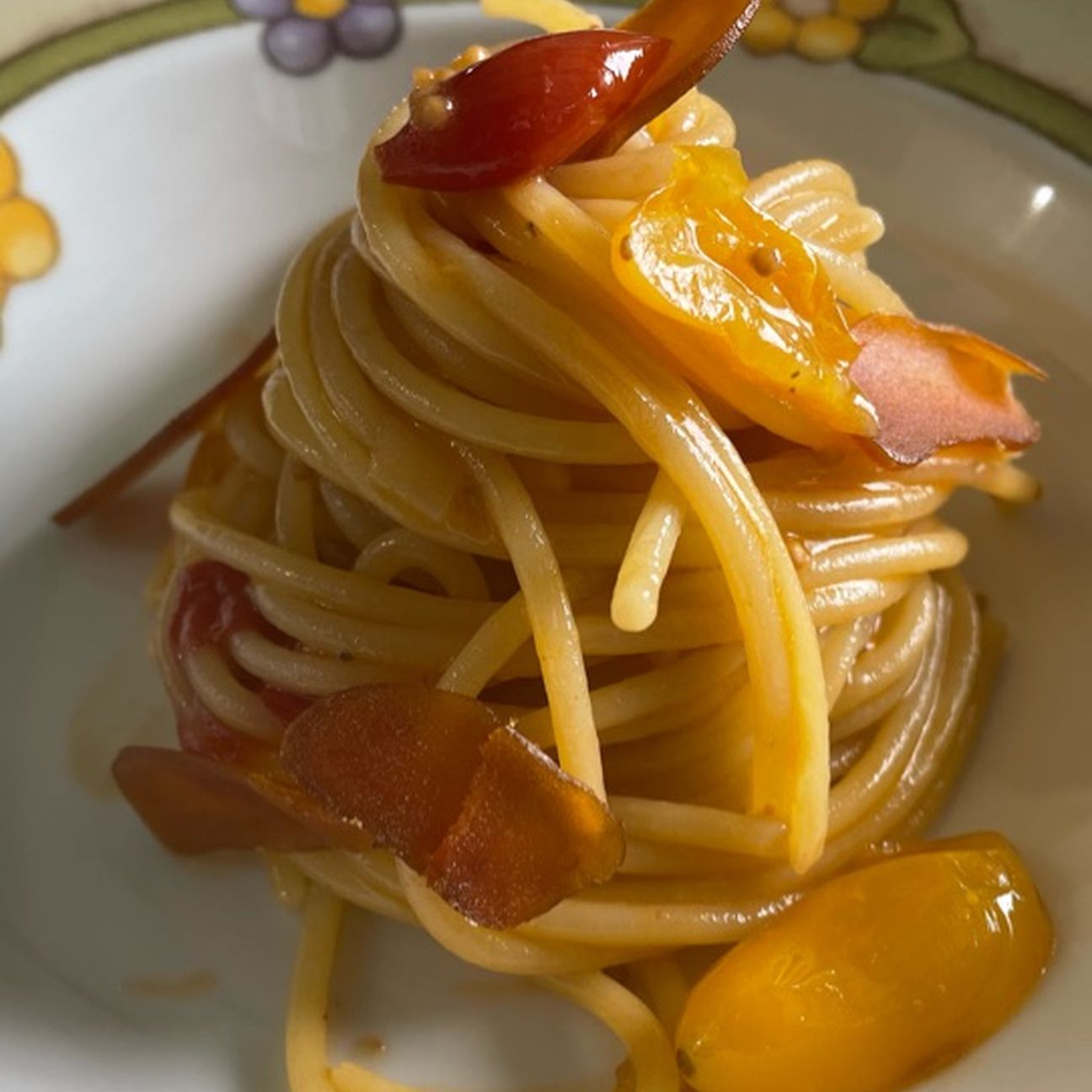 Spaghetti pomodorini e bottarga di muggine