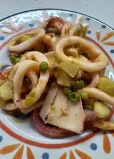 Ricetta Anelli di calamari con piselli e patate
