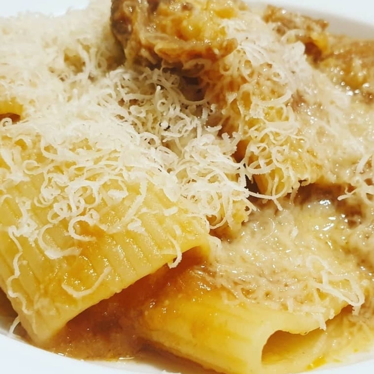 Paccheri alla genovese