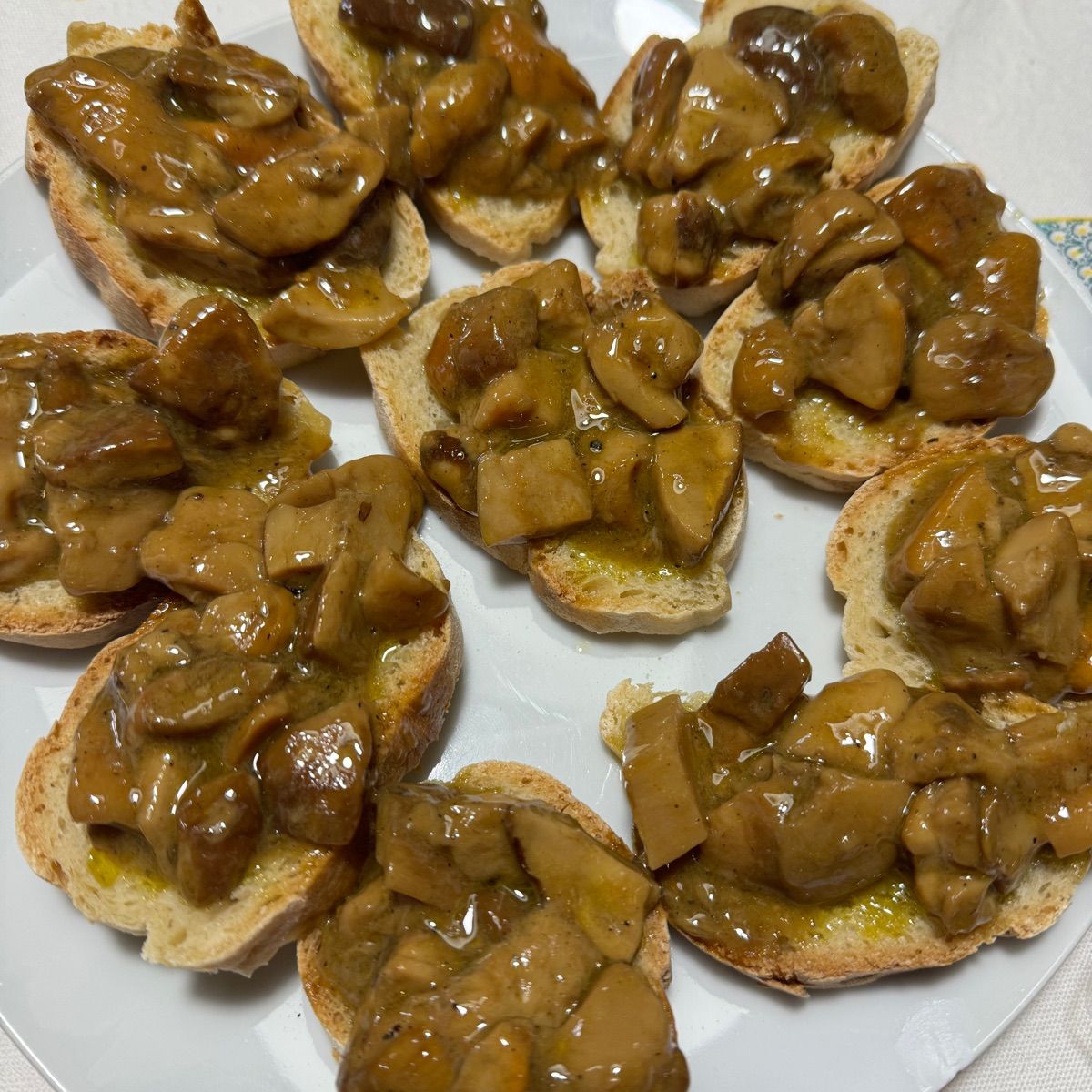 Bruschette ai funghi porcini