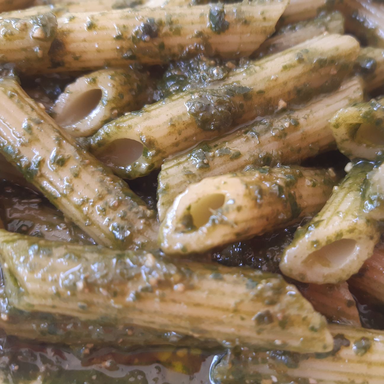 Pasta al pesto genovese fatto in casa