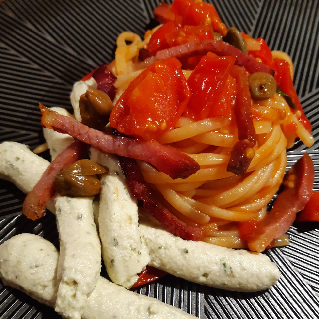 Linguine alla bufalina con speck