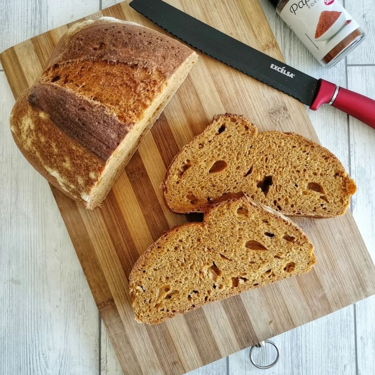 Pane alla paprika