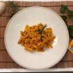 Ricetta Passatelli Gold con zafferano, champignon e salsiccia