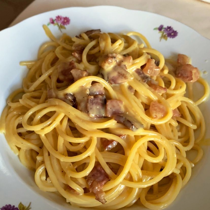 Spaghettoni alla carbonara